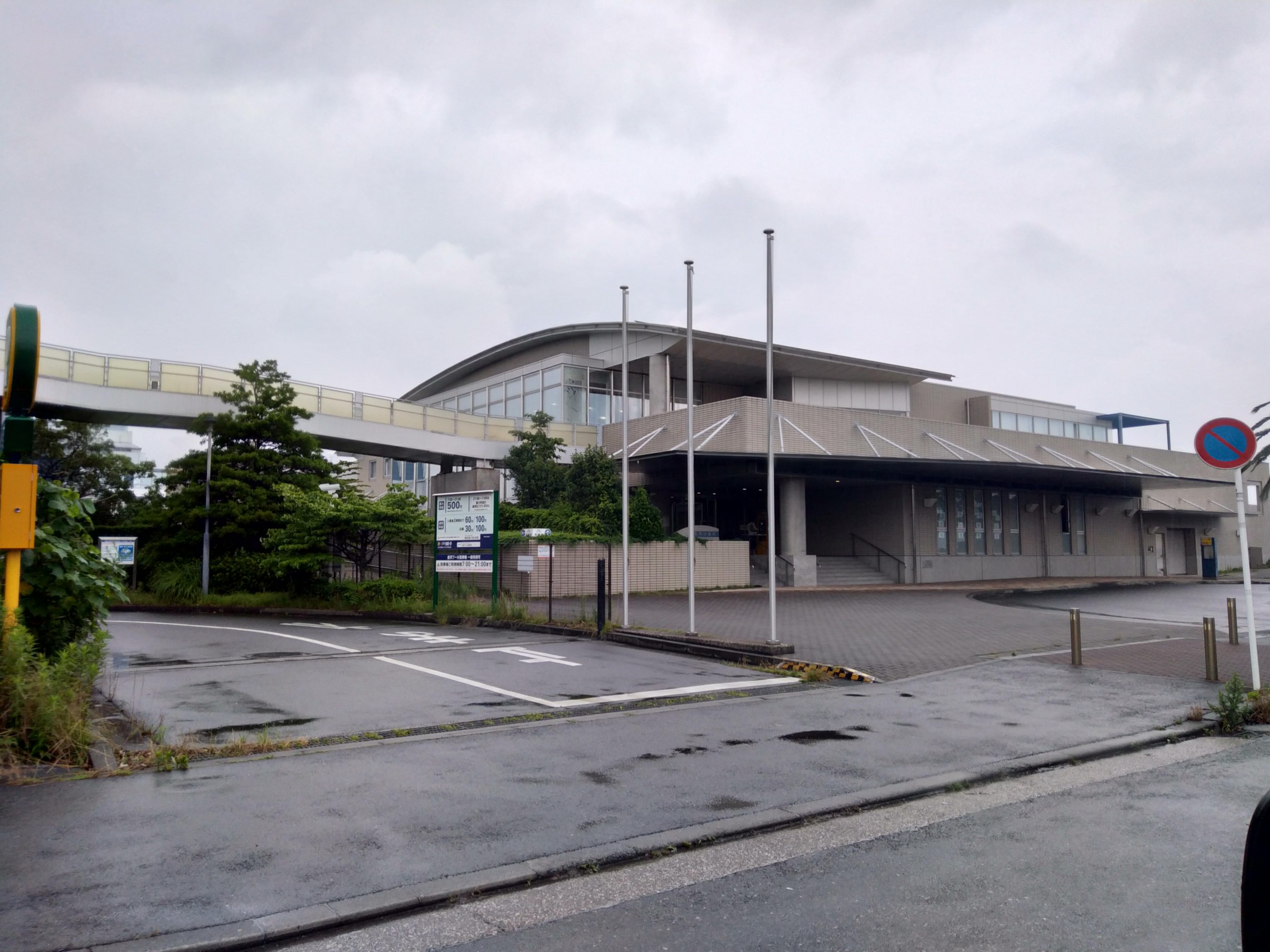 リネツ金沢の外観